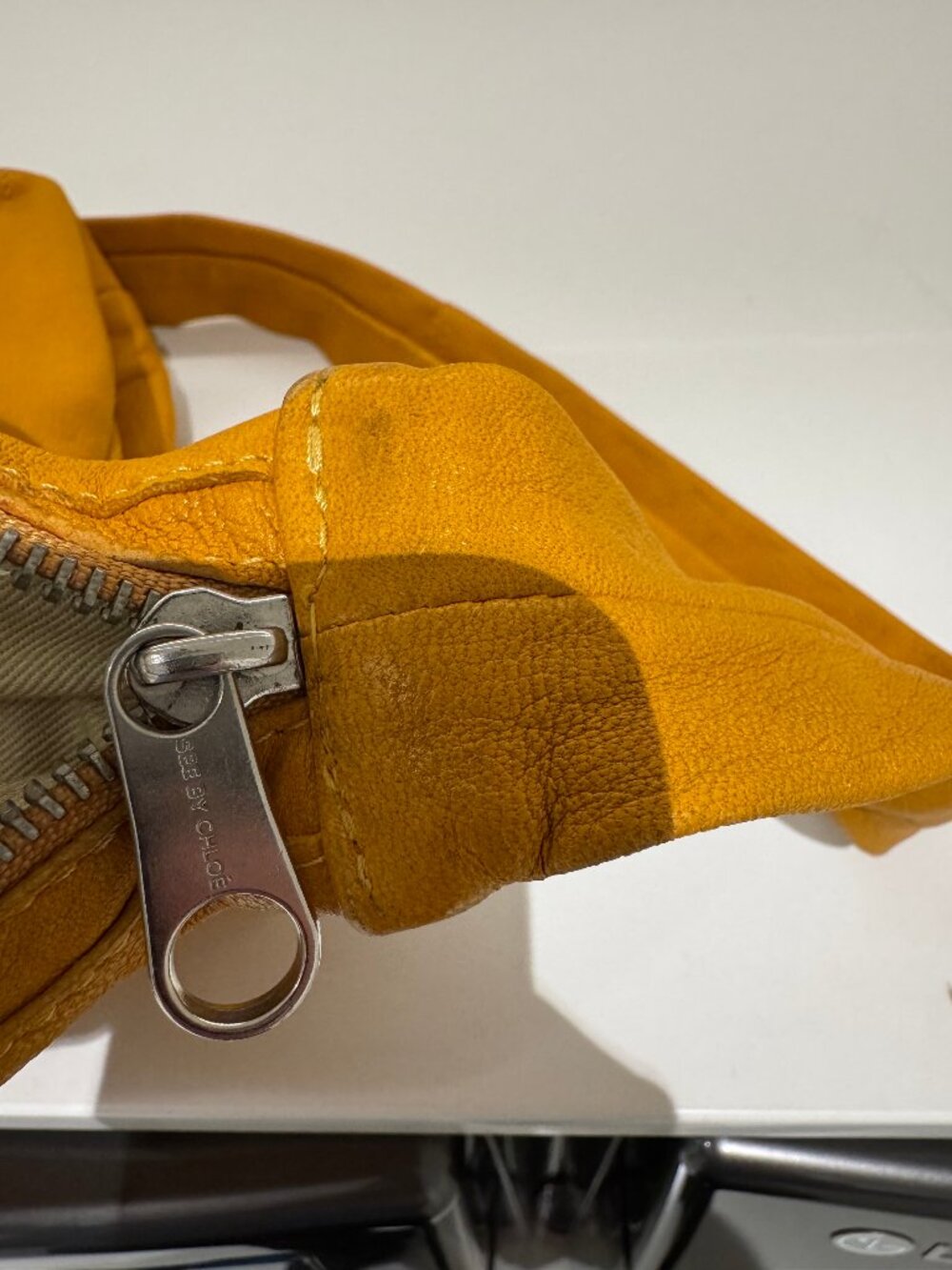 See By Chloe Leather Hobo bag with dust bag - Picture 7 of 11